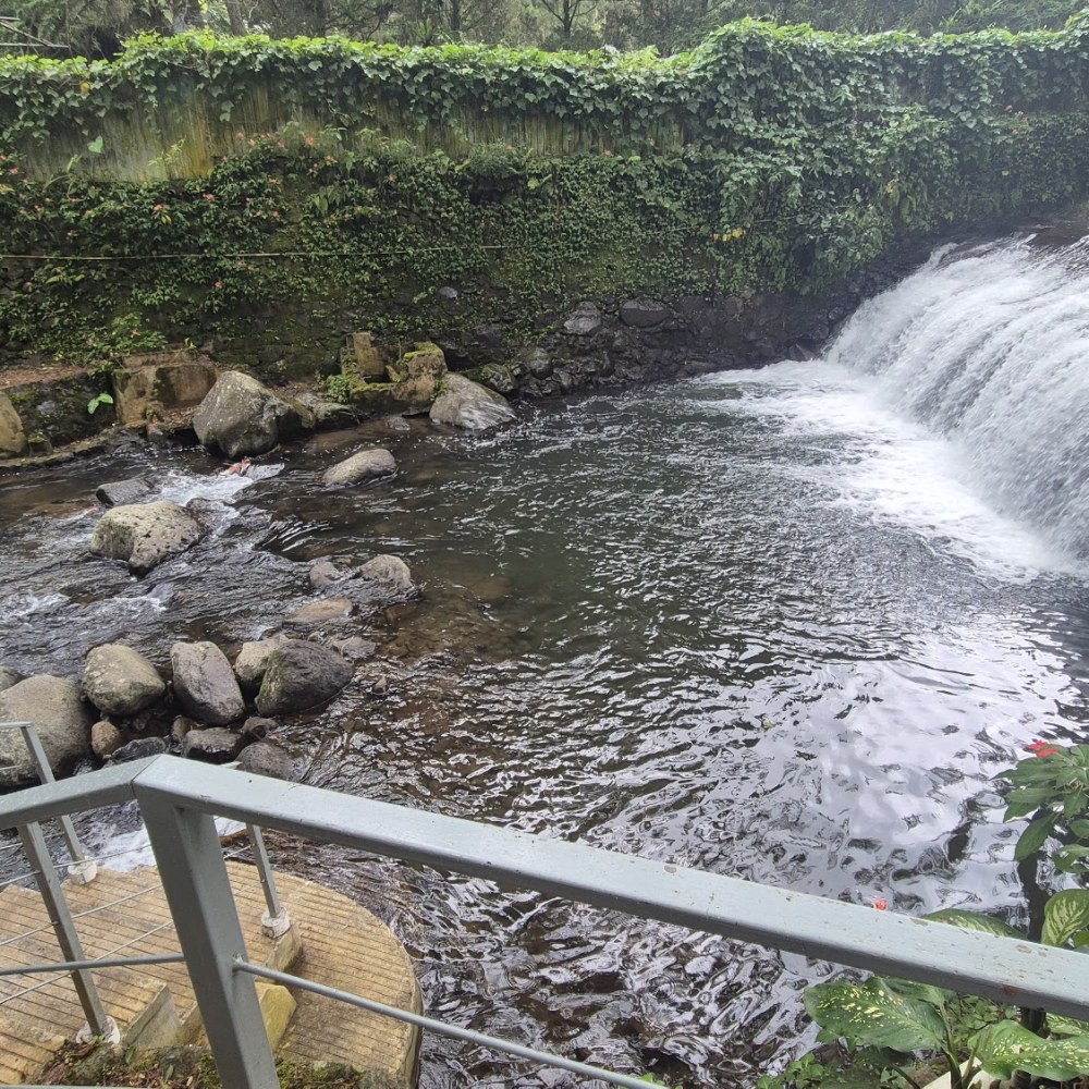 HeHa Waterfall, Atraksi Air Terjun Buatan di Cisarua