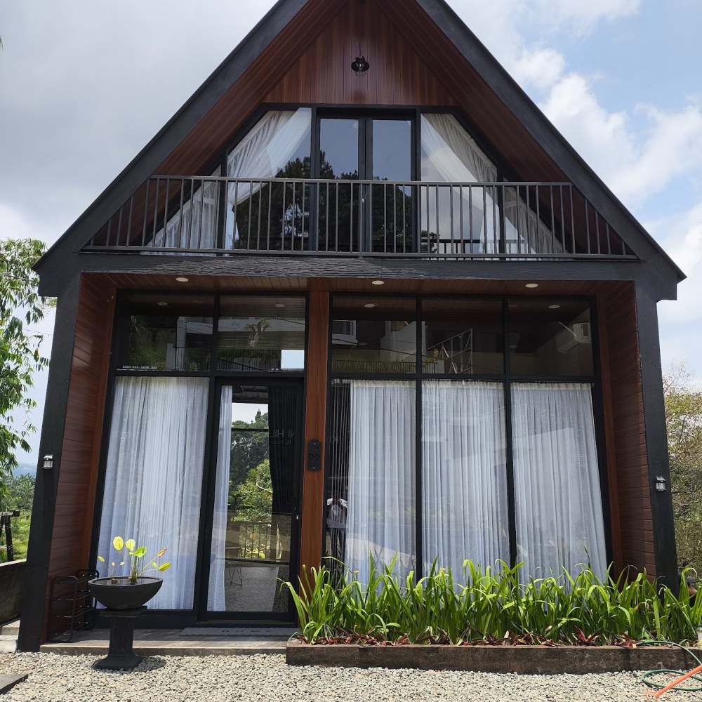 Deju Cabin