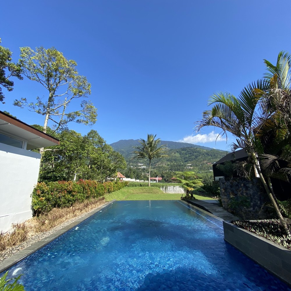 Lenirra Villa And Resto