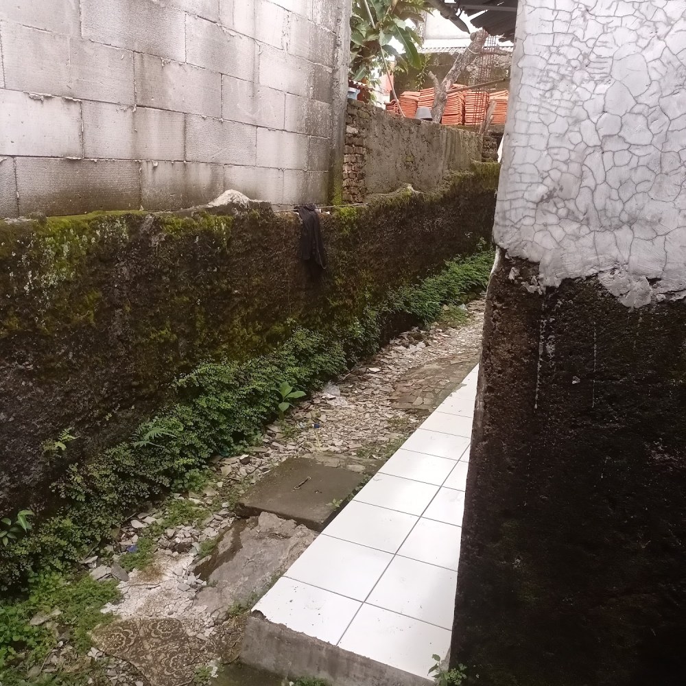Kos Kosan Bu Hj Tri
