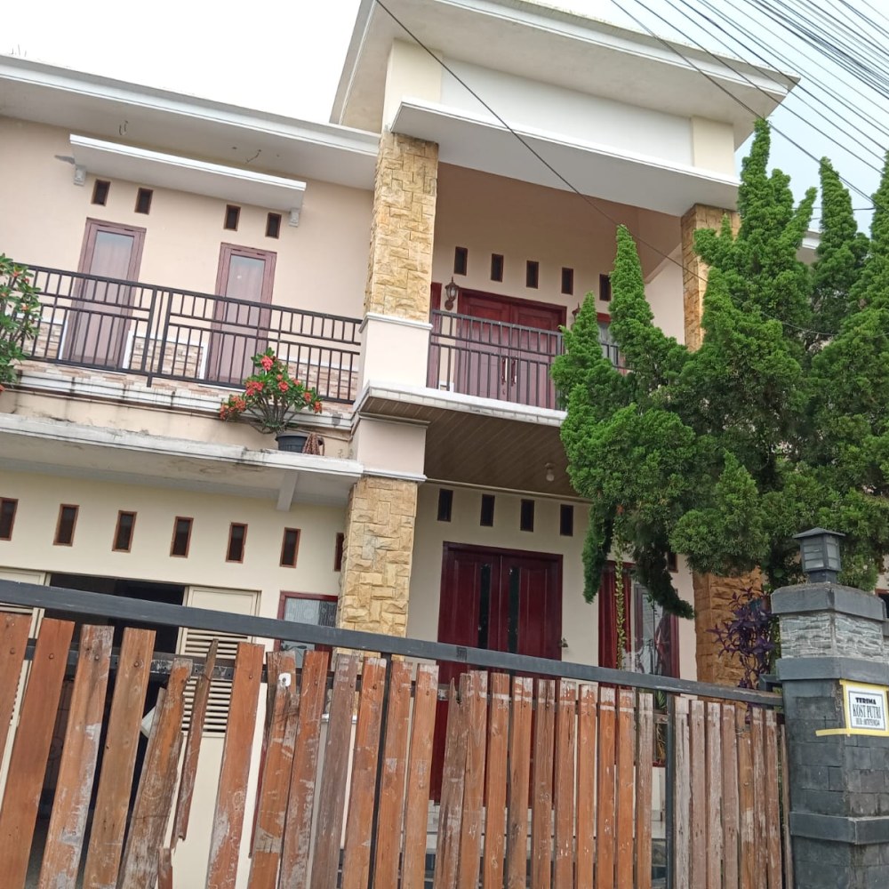 Rumah Kost Putri Cibinong (Ibu Nunung)