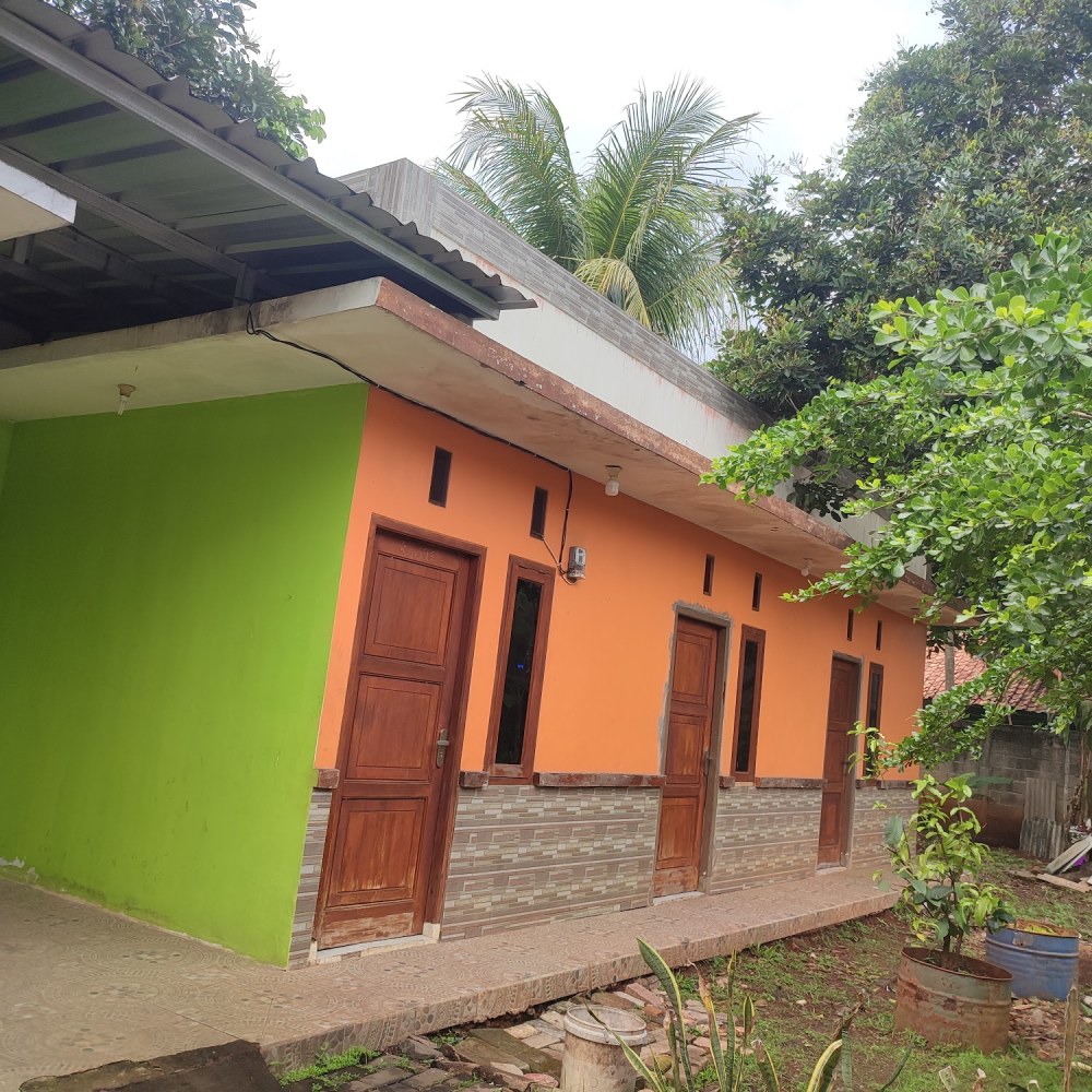 Kost Triple - M Pasir Angin