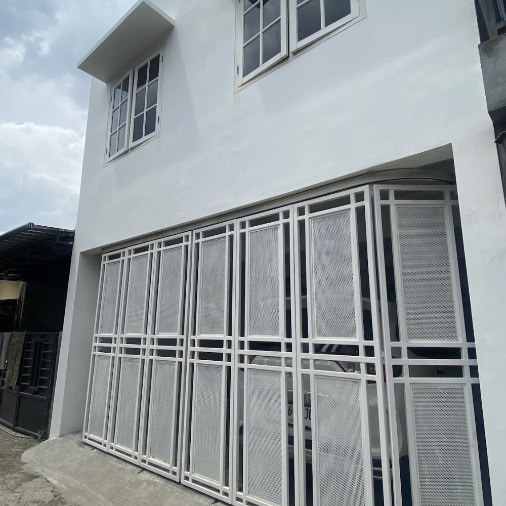 Kost Rumah Putih