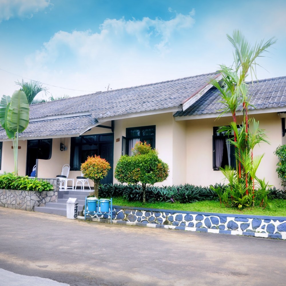 Aries Biru Hotel & Villa