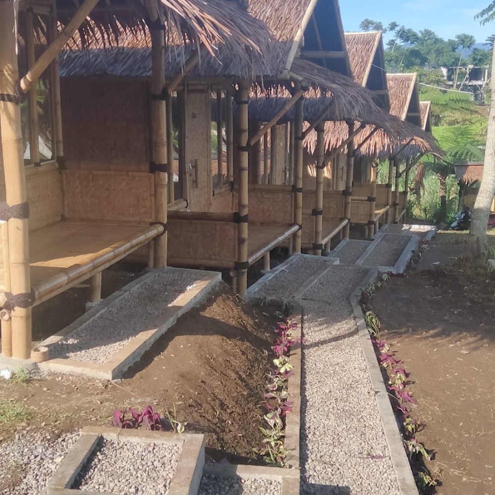 Saung Forest Cawene