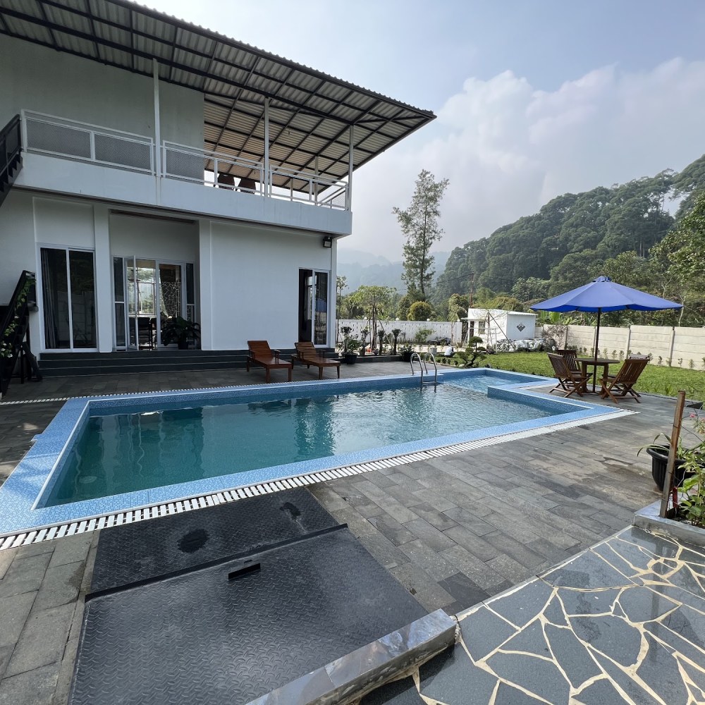 Villa Decorrinna Bogor