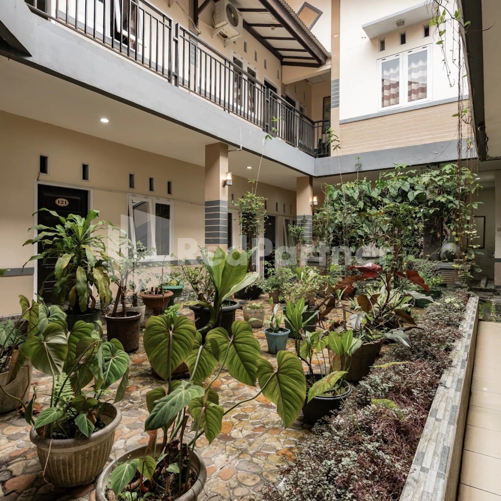 Naratas Hotel Cisarua Puncak Mitra RedDoorz