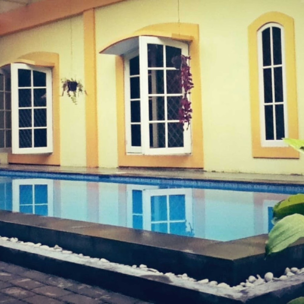 Arimbi Cibulan Suites