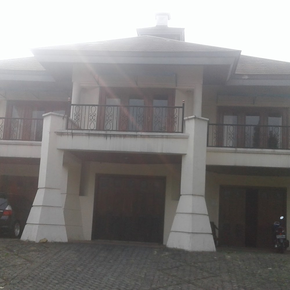 Rainbow Hills Hotel