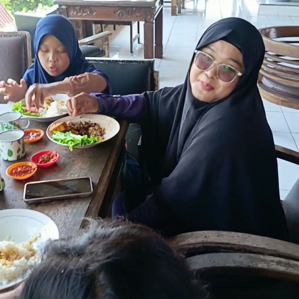 Joglo Resto & Camp Ciapus