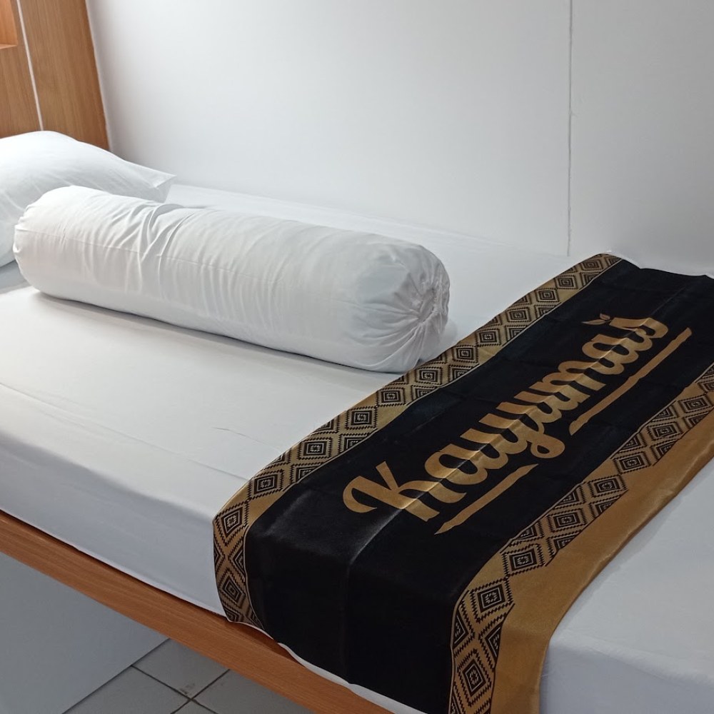 Kayumas Kost
