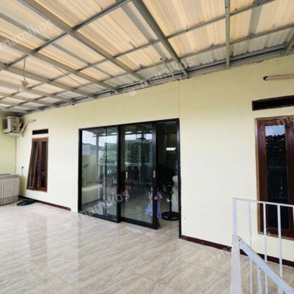 Nadhifa Kost Sentul