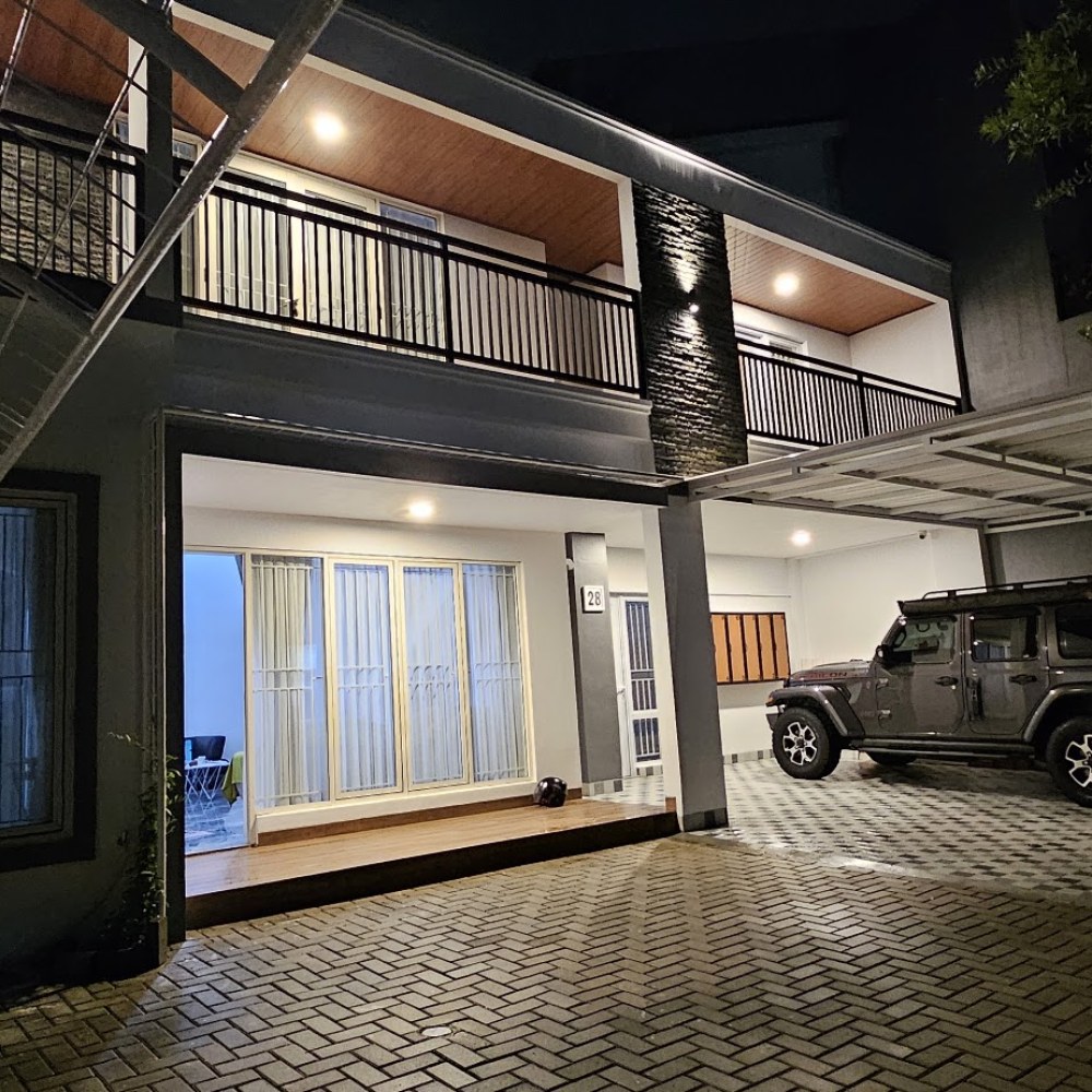 Kost Amelia Sentul City.