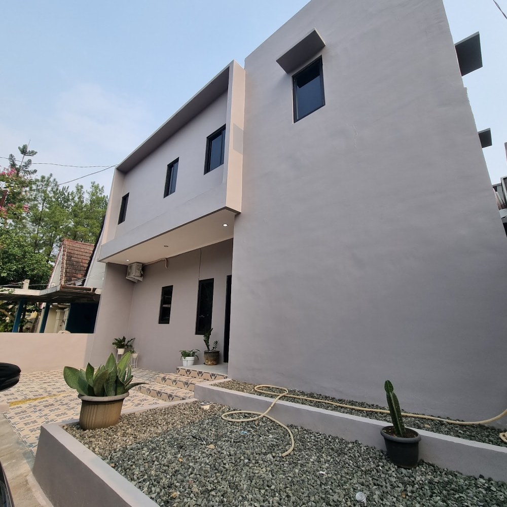 KOST PUTRI MEMBRAMO