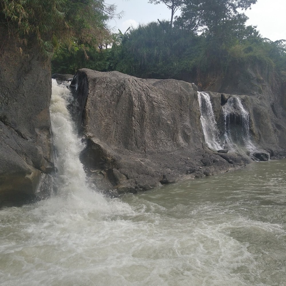 Curug Biawak