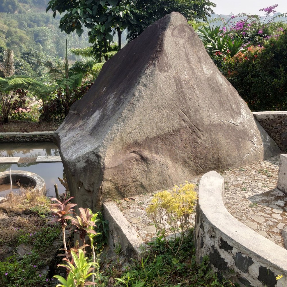 Situs Batu kursi