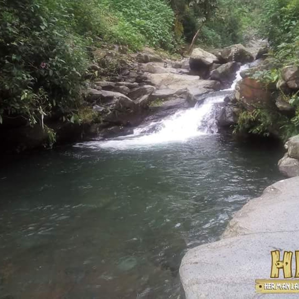 Air Terjun Curug Daun