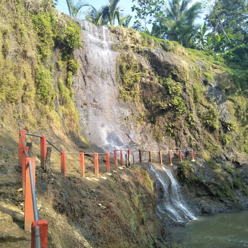 Curug Lembah Pelangi