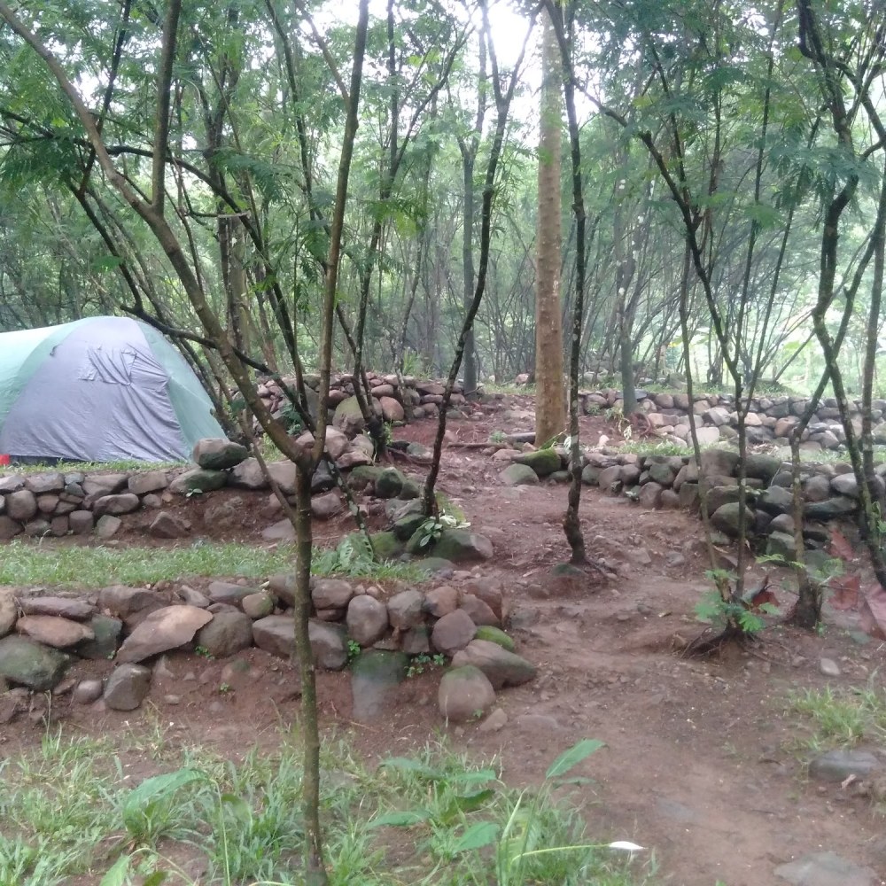 Base Camp Lembah Sampang