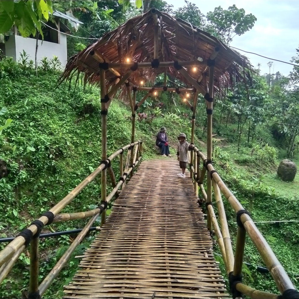 Camp Lembah Kumpel & Curug Cigarung