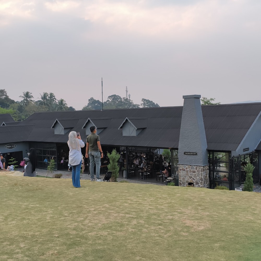 Rustic Market Sentul