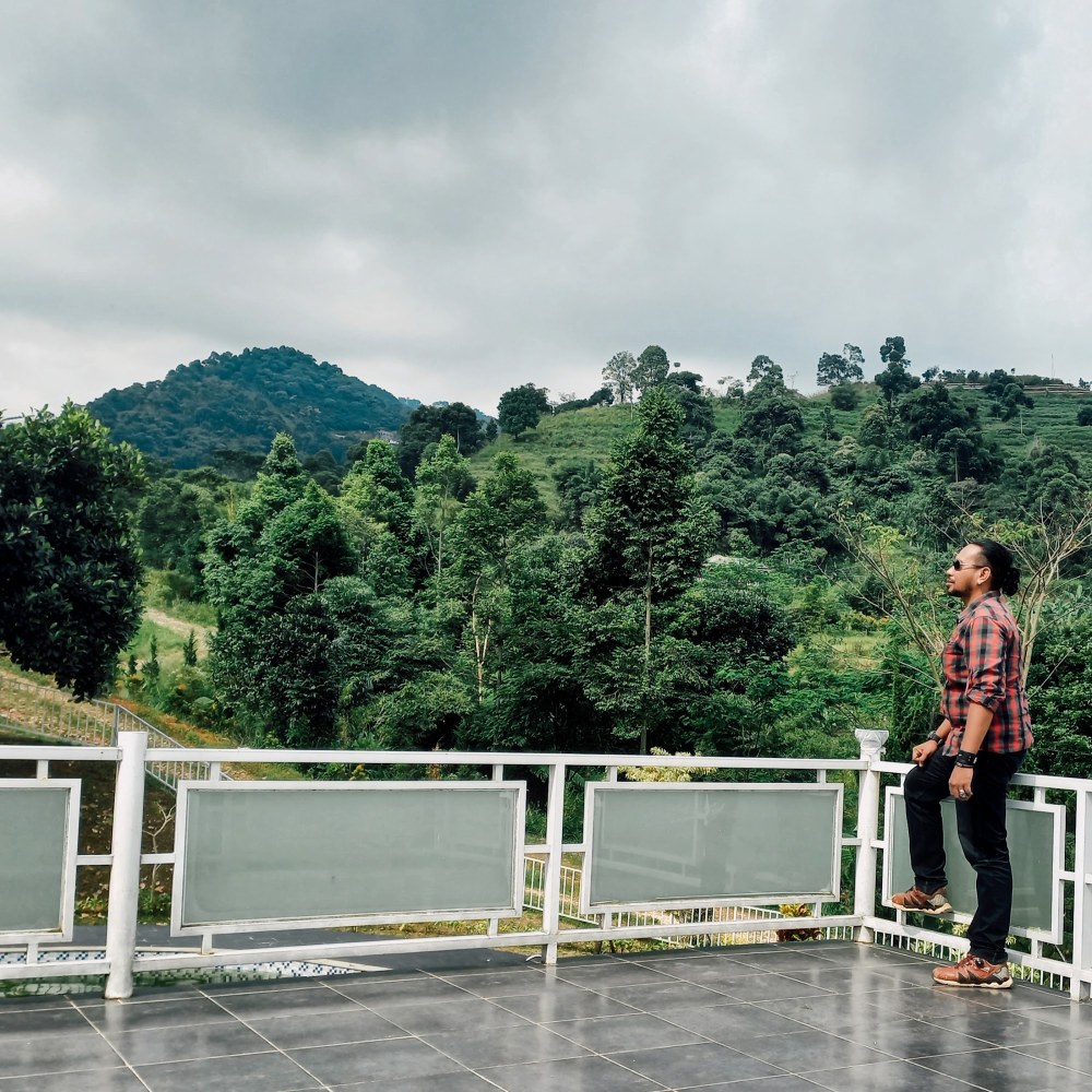 PAKET GATHERING MURAH SENTUL - AURORA TREKING SENTUL