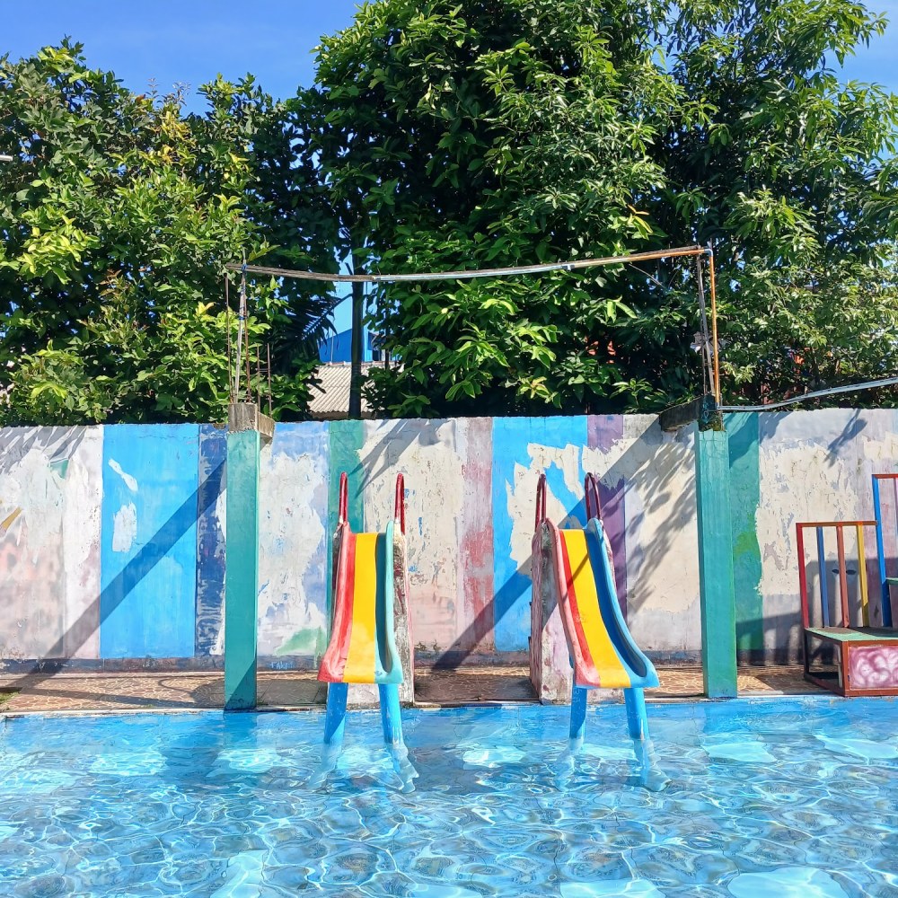 Kolam Renang Pa anda