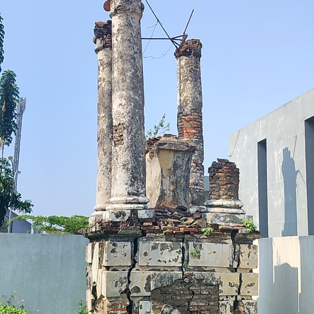 Situs " Hindia Belanda " tugu lonceng