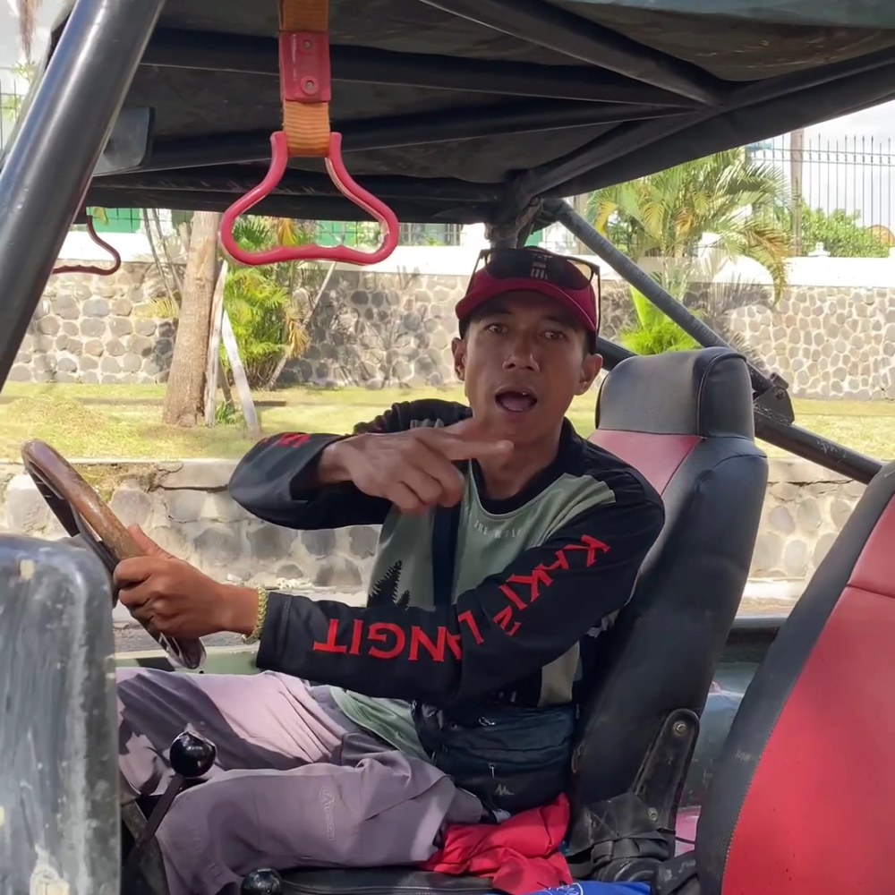 Traveling off-road sentul