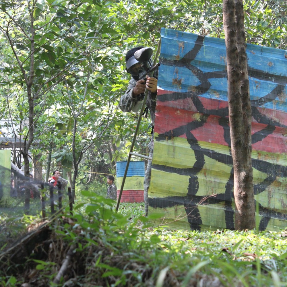 Wisata Alam Segar Paintball