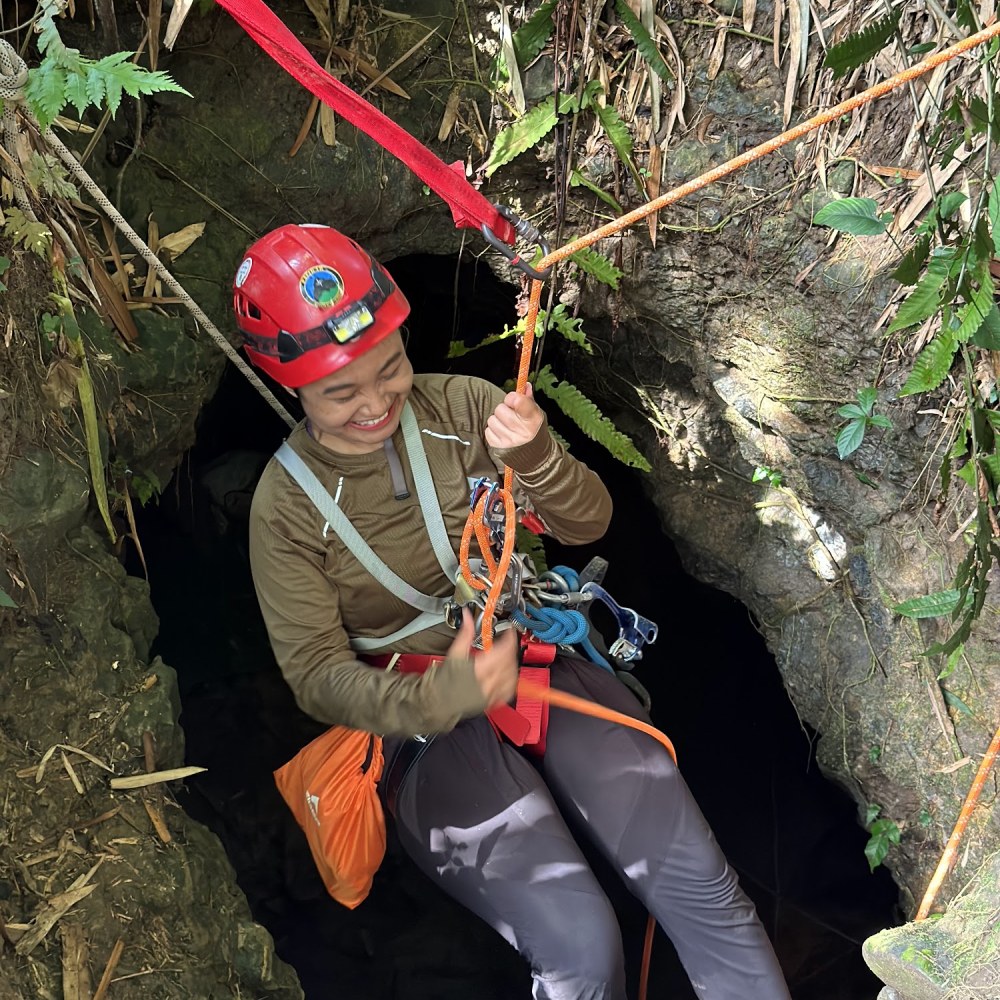 Cikarae Cave