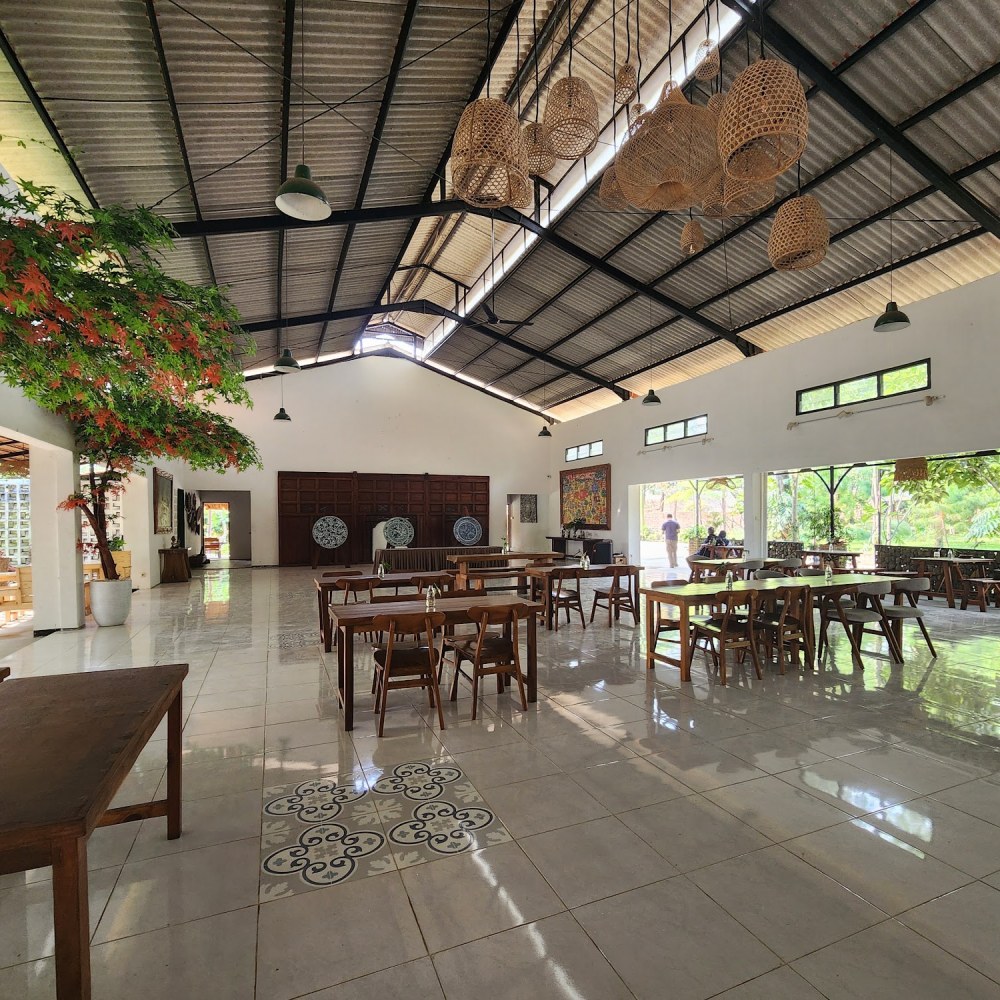CemoroJati Cafe & Resort