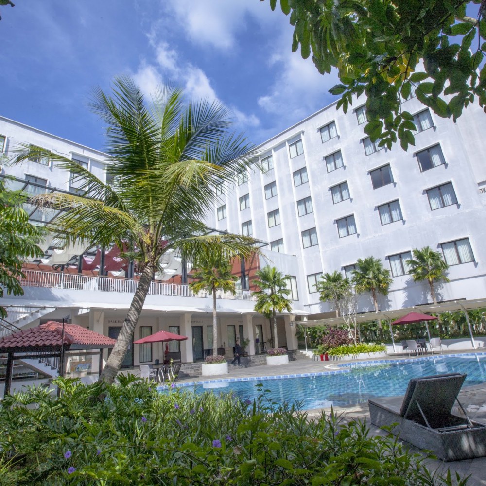 Padjadjaran Suite Resort & Convention Hotel