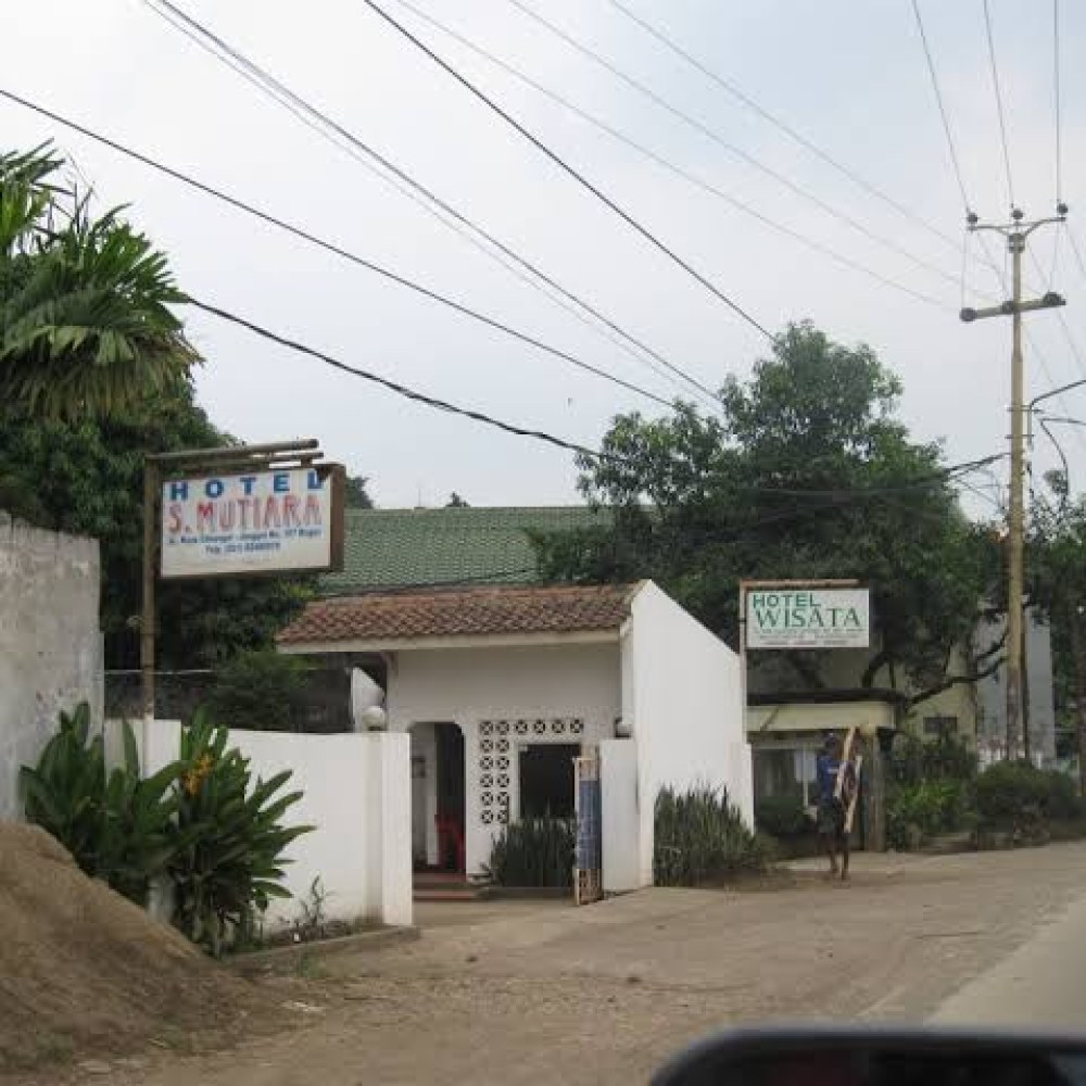 Hotel S. Mutiara 1
