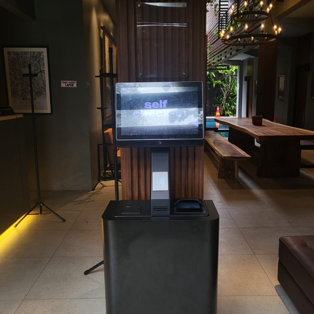 Hebe Hotel, Hostel & Hospitality Network