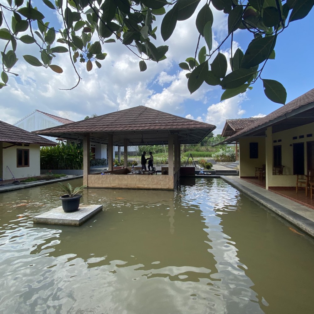 Saung Naufal