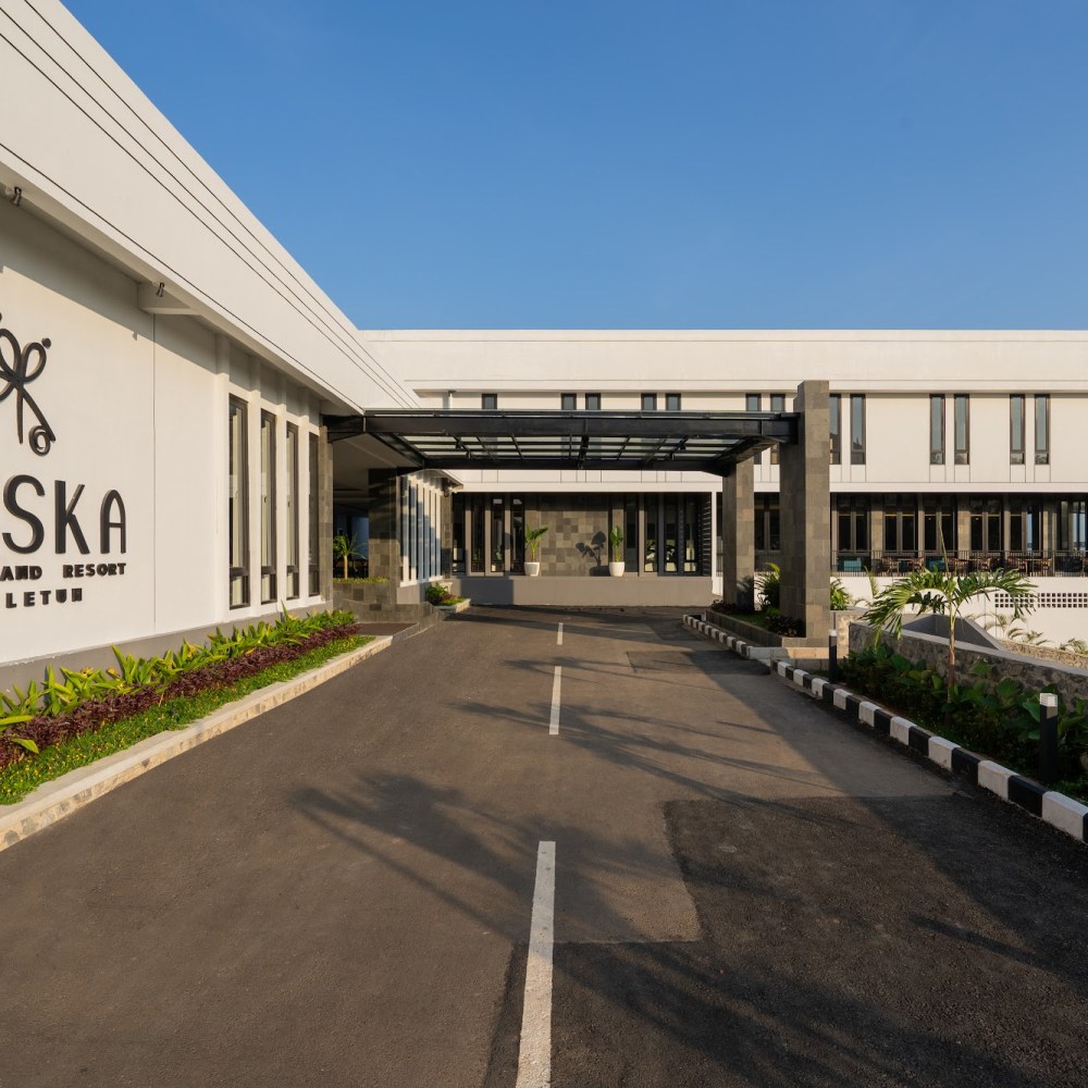 Láska Hotel & Resort Ciletuh