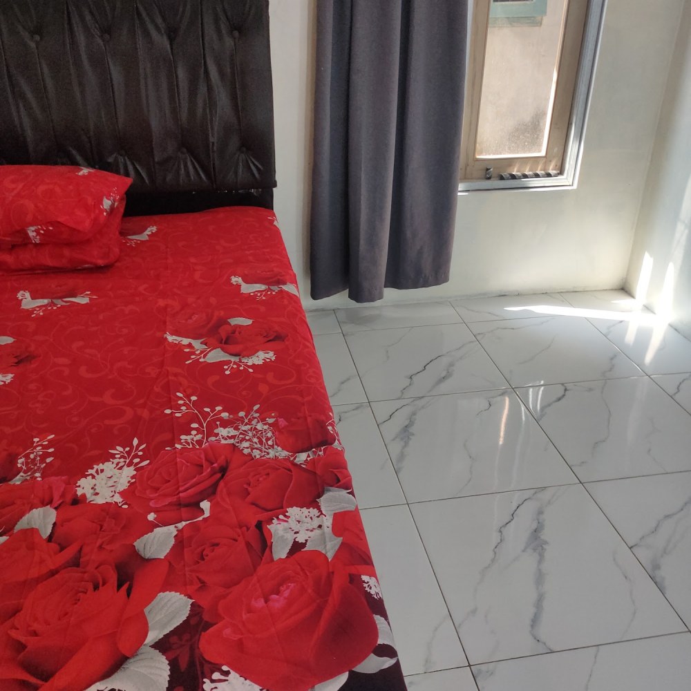 Kostan & Kontrakan Cibolang Ibuk Muli
