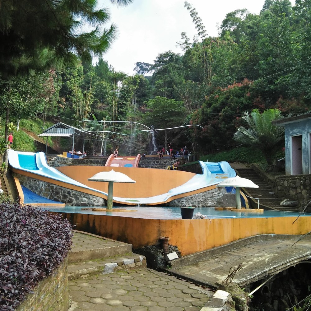 Kampung Kumpul Resort