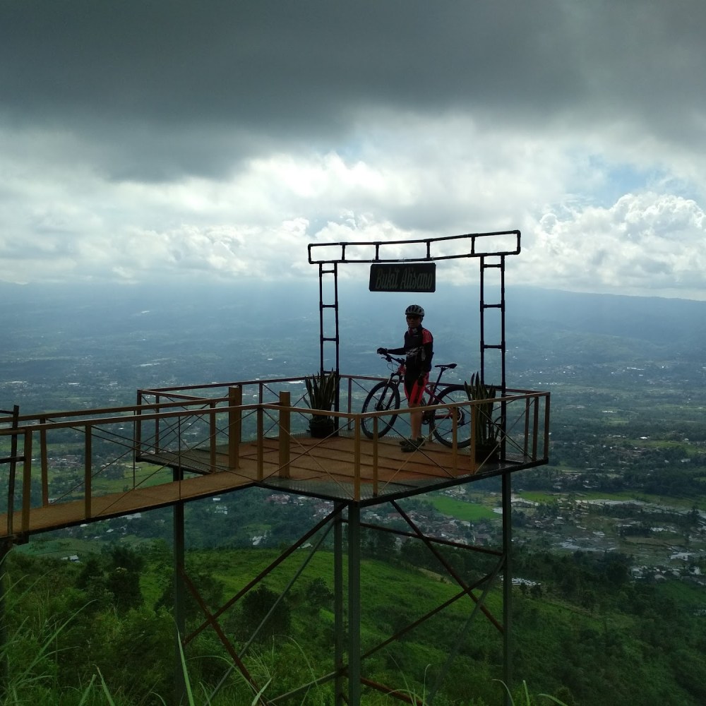 Bukit Alesano