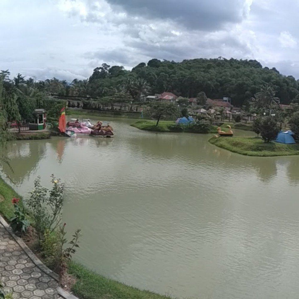 Taman Air, Gunung Handeuleum
