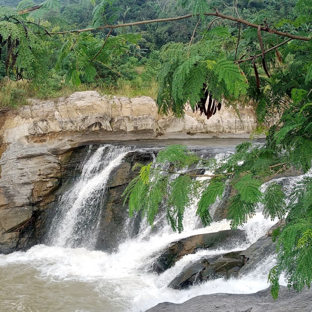 Niagara Jonggol (Bhutan Van Java)