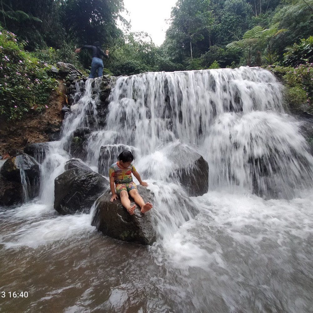 Curug Balong Kiara