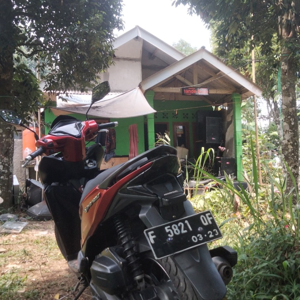 Maqom kaepuhan Mbah Rasi'un