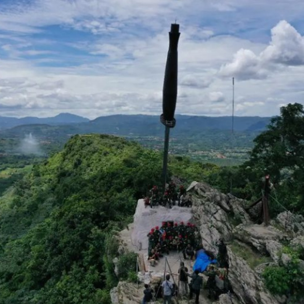 TUGU PISAU KOMANDO KOPASSUS