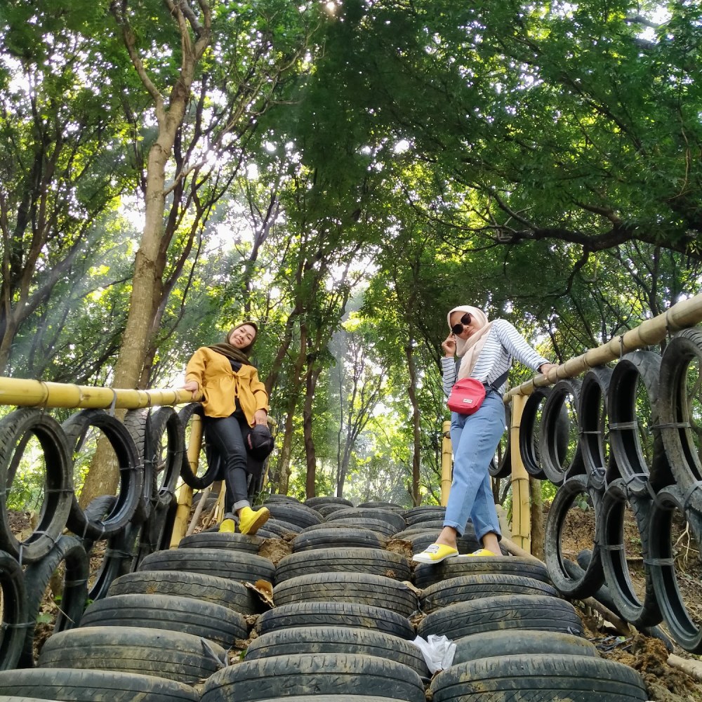 Pos 1 Bukit cempala-puncak galau