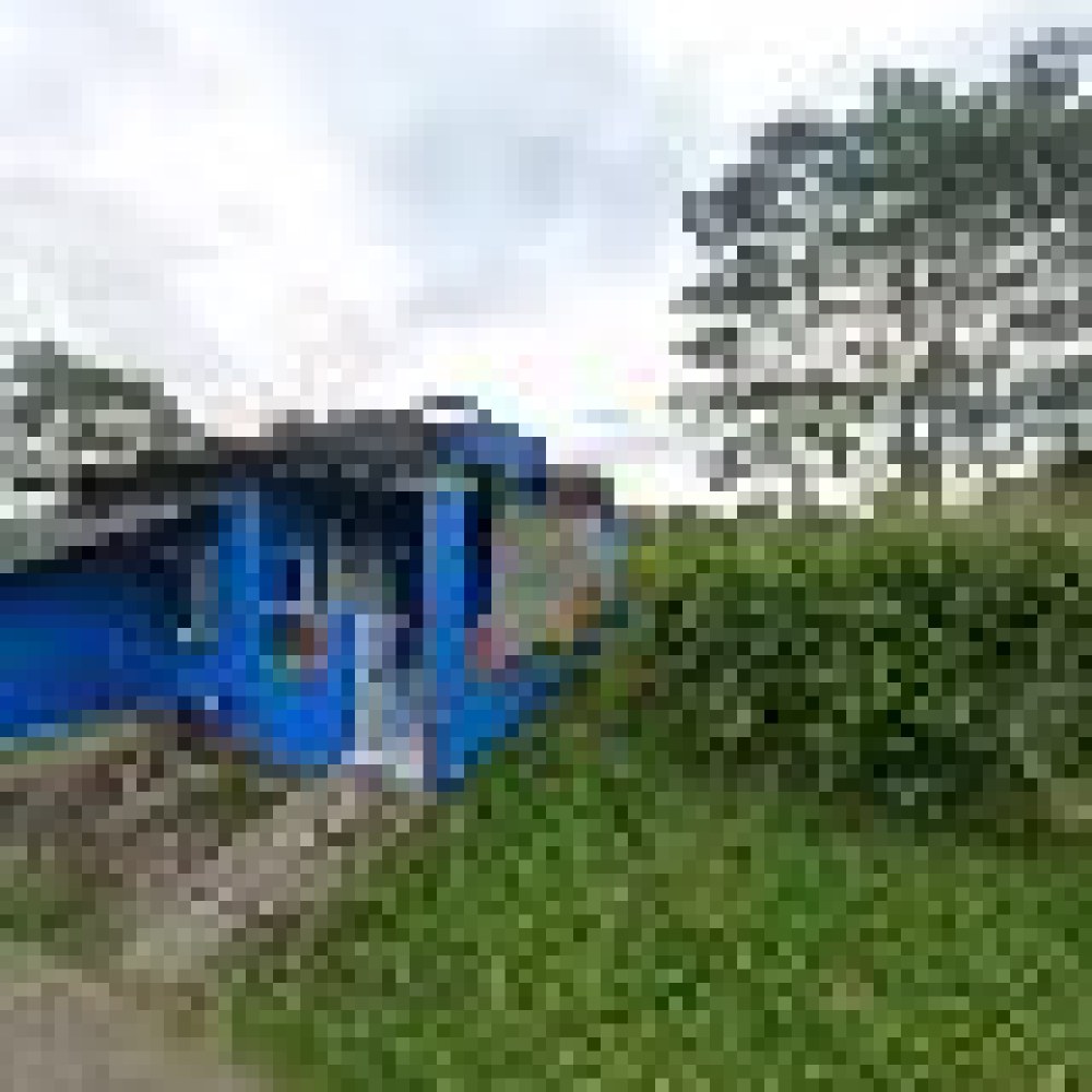 Rumah eni tama