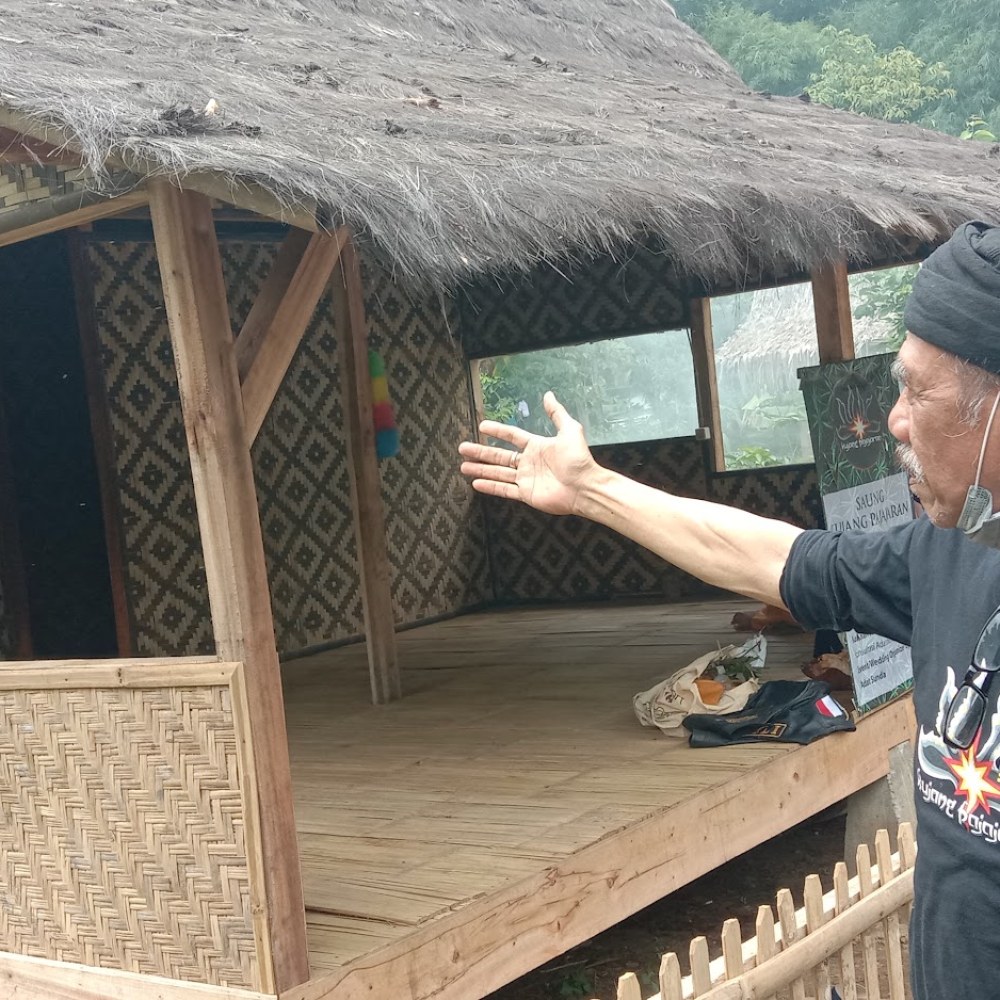 Saung Kujang Pajajaran