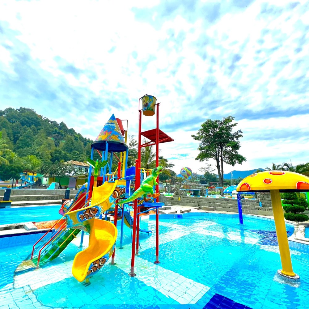 Tirta alam gunung leutik