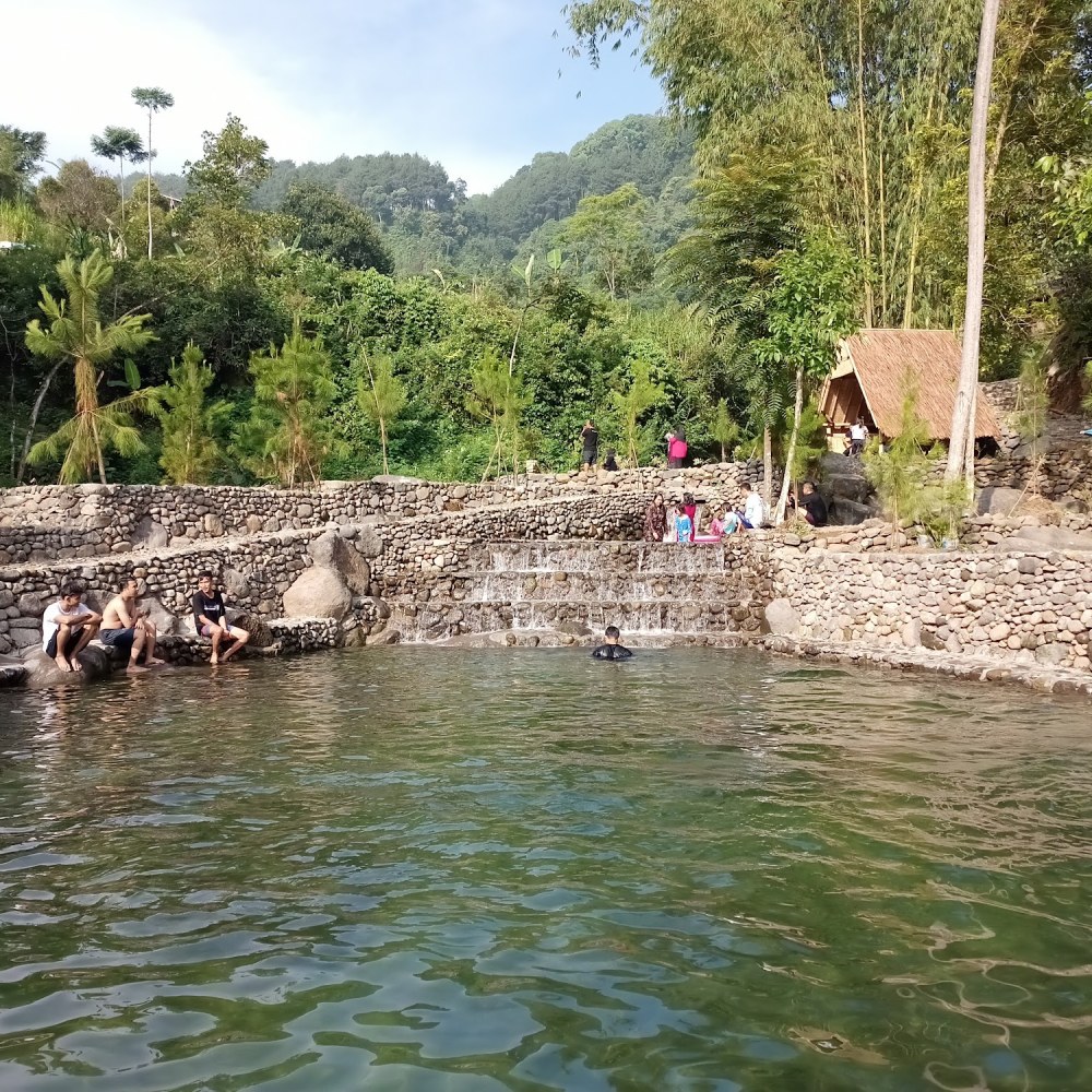 Balong Saca - Bukit Sarwadi